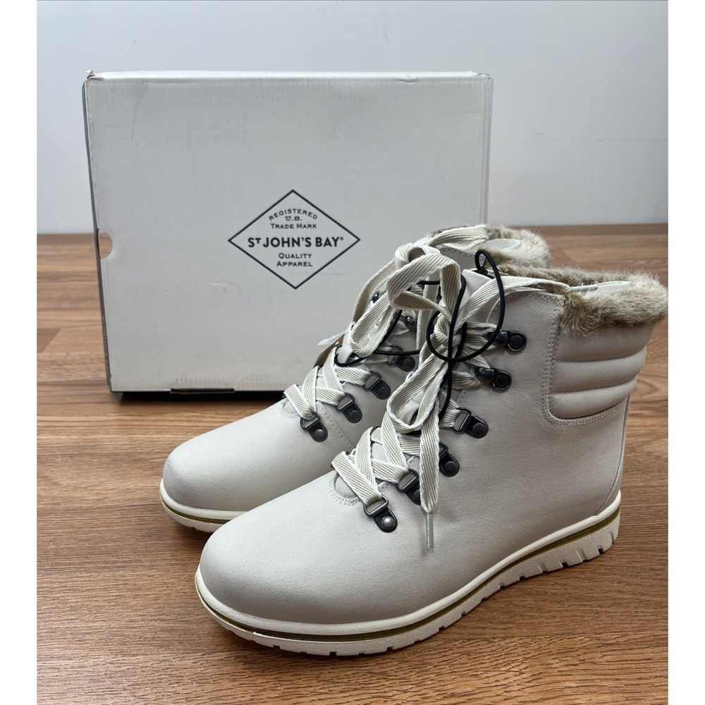 St. John's Bay SJB Hayward White Boots Women's Size 9 NEW‎